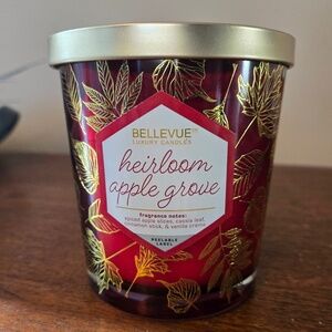 Bellevue Luxury 2-Wick Candle - Heirloom Apple Grove Scent